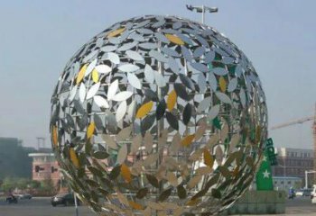 廊坊广场不锈钢树叶镂空球雕塑