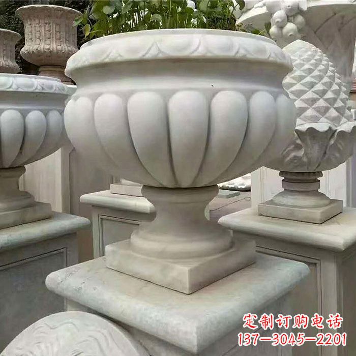 廊坊优雅的汉白玉花盆雕塑