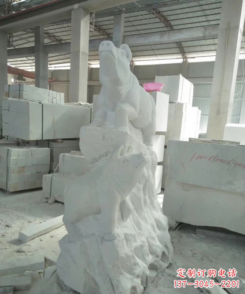 廊坊汉白玉生肖猪雕塑
