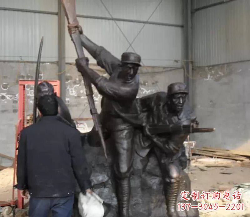 廊坊细腻精美的红军雕塑