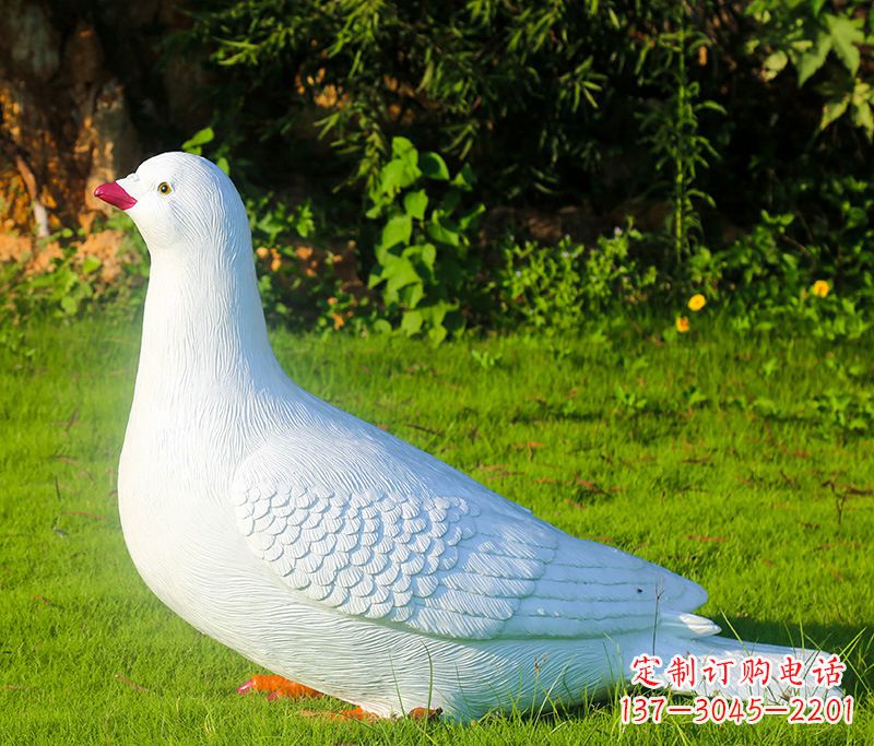 廊坊红旗和平鸽雕塑—倡导和平与爱的象征