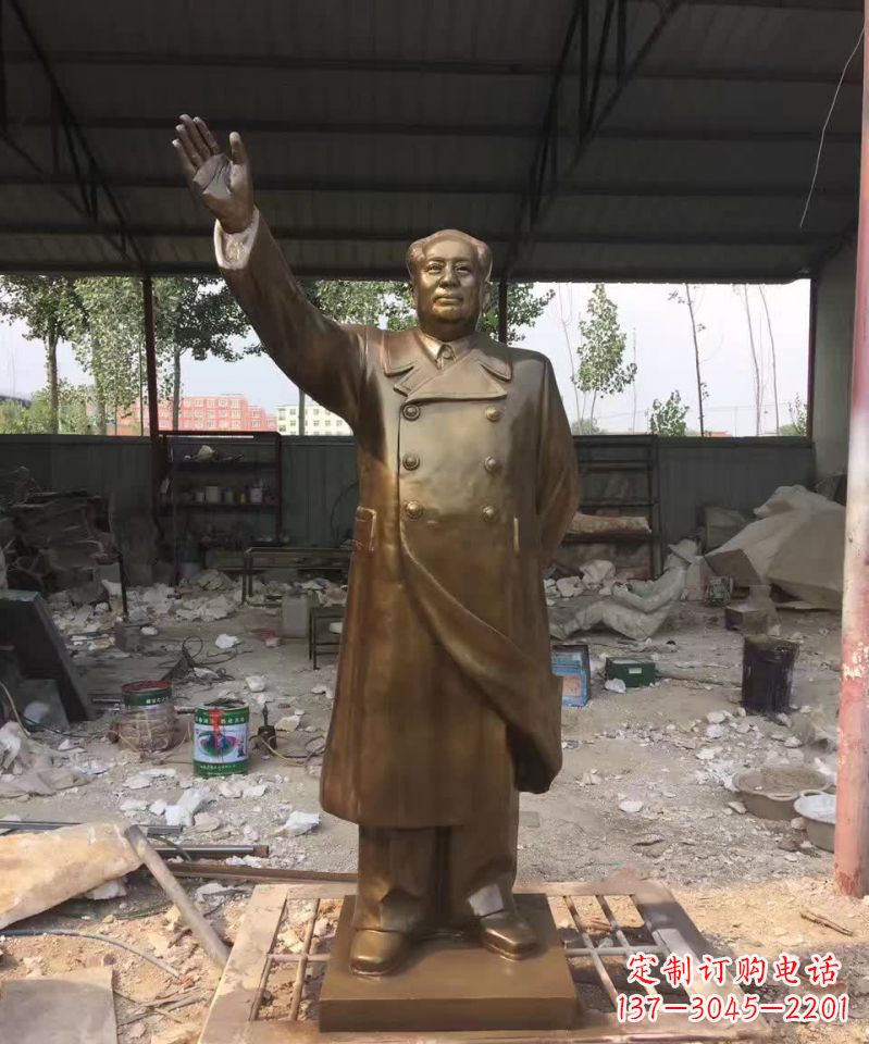 廊坊挥手毛主席人物雕塑
