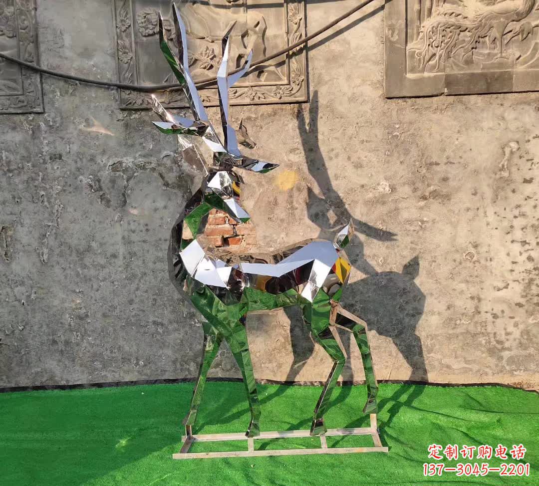 廊坊闪耀华丽的不锈钢几何梅花鹿雕塑