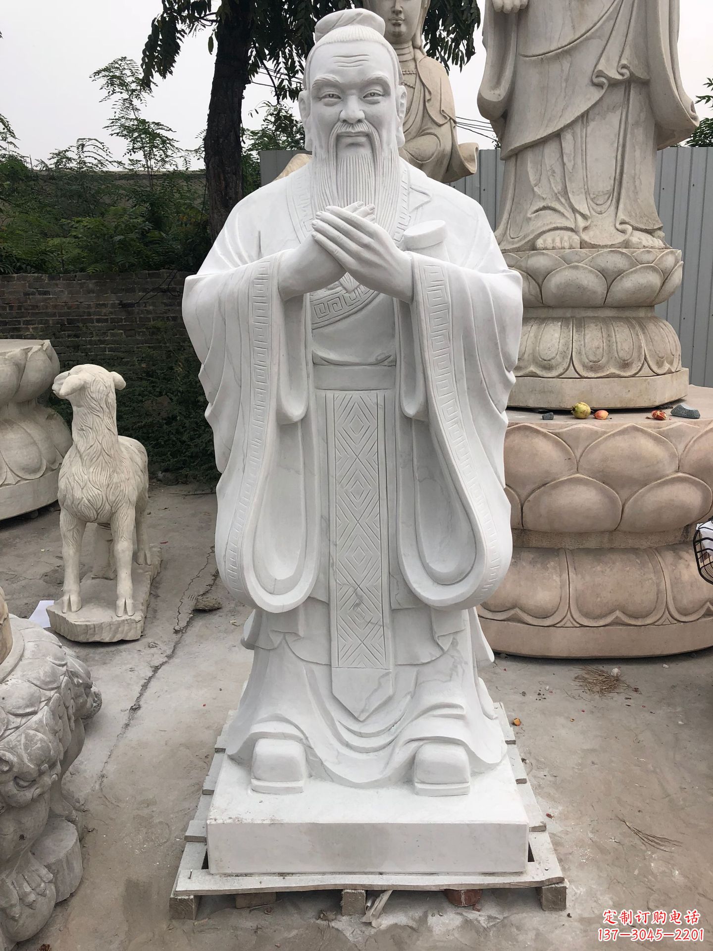 廊坊孔子人物铜雕塑