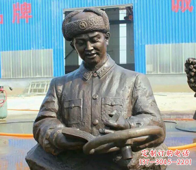 廊坊向雷锋致敬!郑州中领雕塑出品:雷锋铜雕