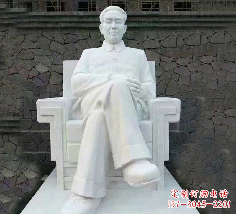 廊坊珍贵历史——纪念刘少奇伟人的大理石雕塑