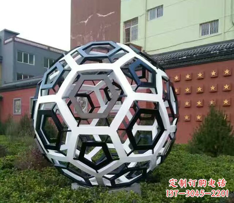廊坊中领雕塑定制足球公园不锈钢雕塑