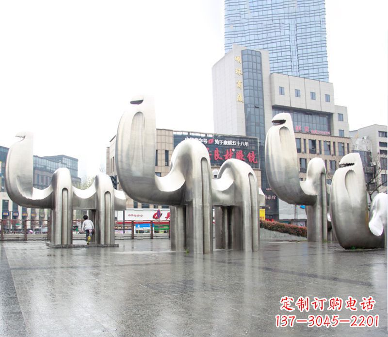 廊坊不锈钢骆驼雕塑,更添雅致风情