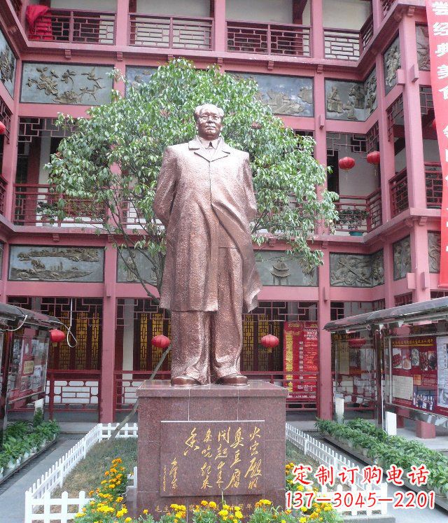 廊坊毛泽东伟人铜雕,展示传统文化风采!