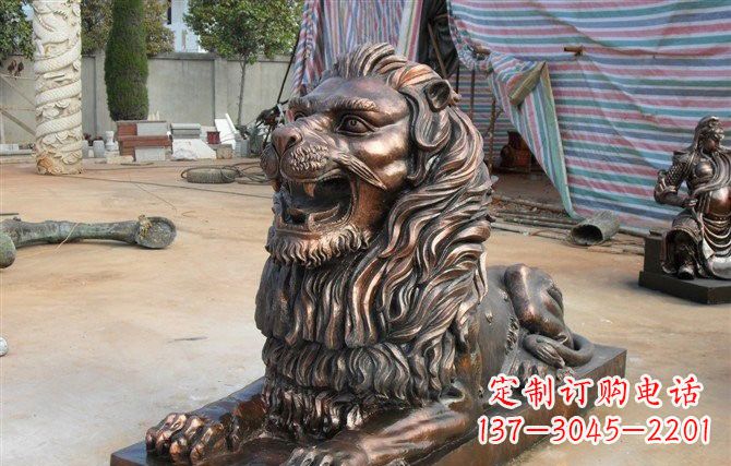 廊坊趴着的汇丰狮子铜雕