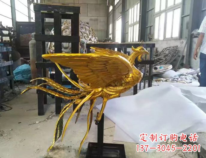 廊坊精美凤凰雕塑漆金无双