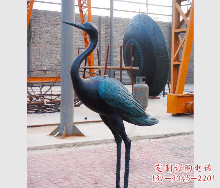 廊坊青铜仙鹤雕塑:展现古典和谐之美