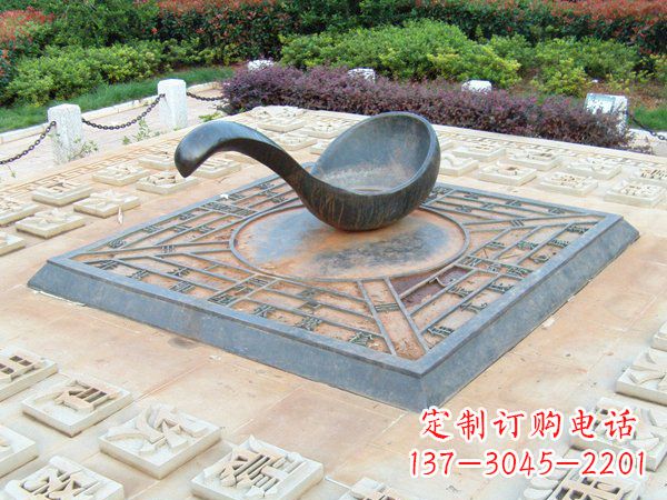 廊坊青铜司南指南针:体现传统文化的精致雕塑
