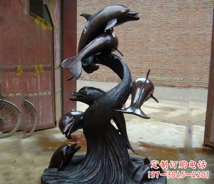 廊坊尊贵华丽的海豚雕塑