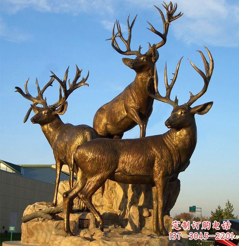 廊坊三鹿登高鹿景观铜雕,让你秀智慧雕刻艺术