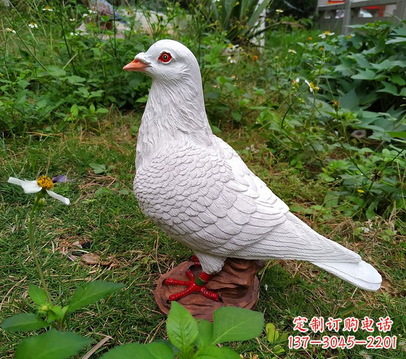 廊坊为和平献芳礼:精美少女与和平鸽雕塑