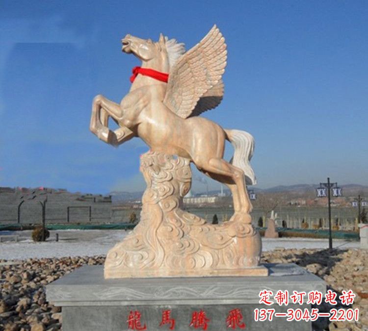 廊坊让马雕塑赋予家居以灿烂热情——中领雕塑定制马雕塑
