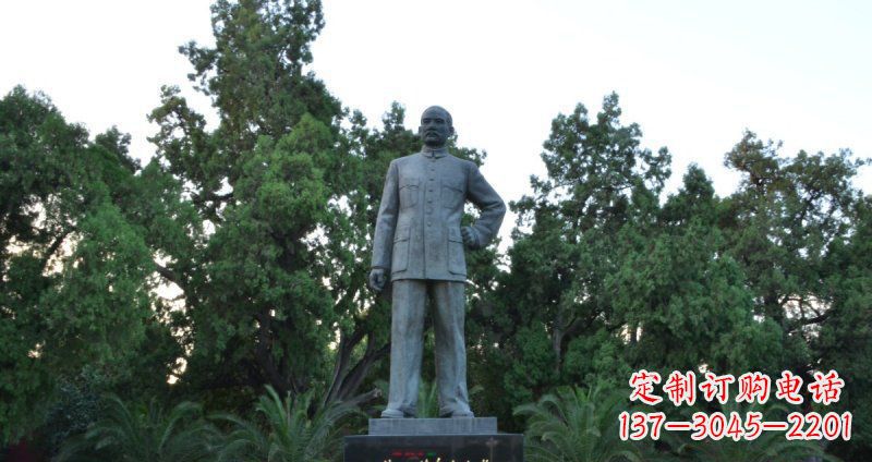 廊坊孙近代名人铜雕_1