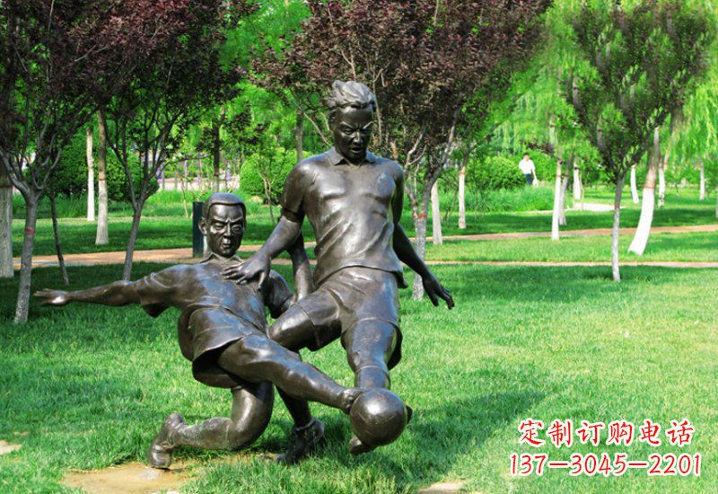 廊坊踢足球的人物铜雕222