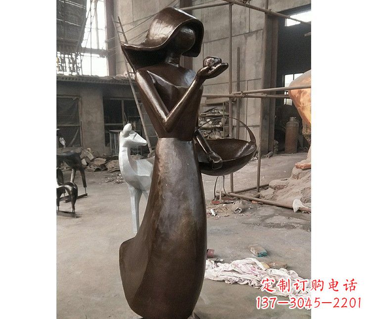 廊坊铜雕逛街女孩人物雕塑