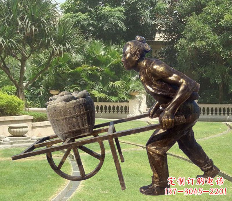 廊坊推独轮车的古人铜雕
