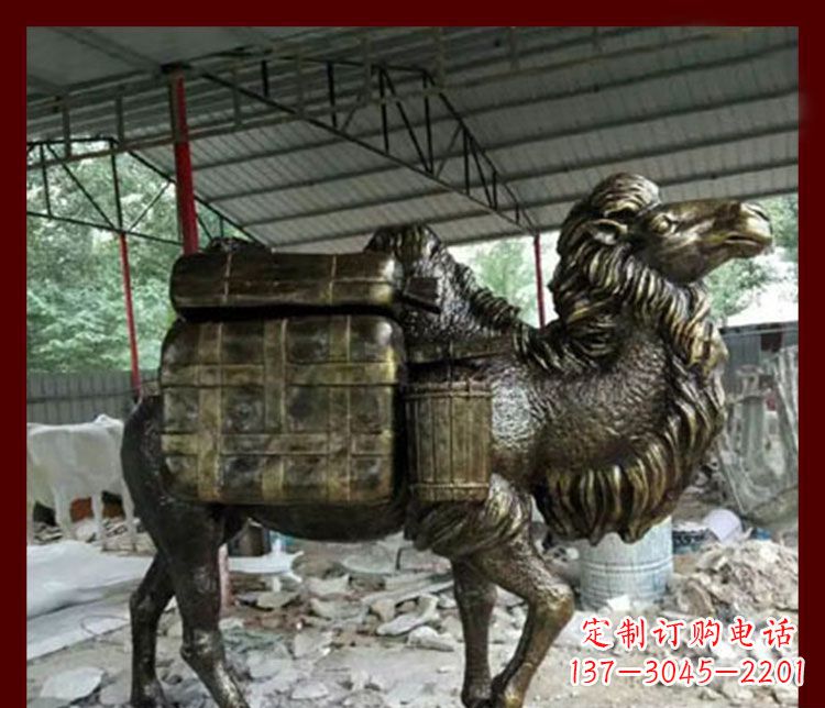 廊坊拖行李的骆驼动物铜雕