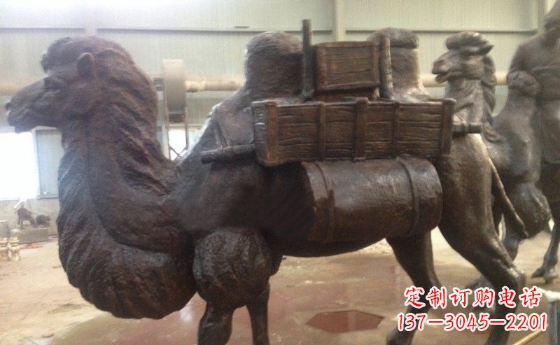 廊坊驮着东西的骆驼公园动物铜雕