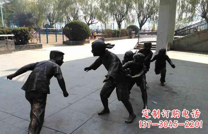 廊坊玩老鹰捉小鸡的儿童铜雕222