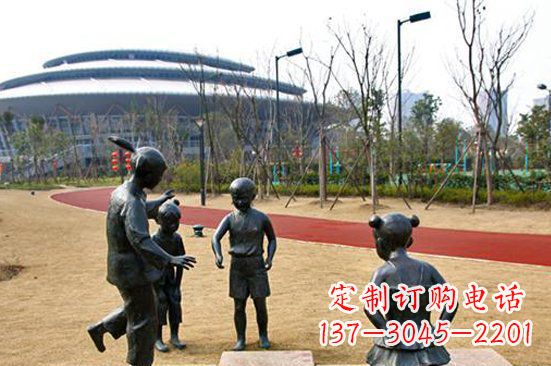 廊坊玩游戏儿童公园人物铜雕