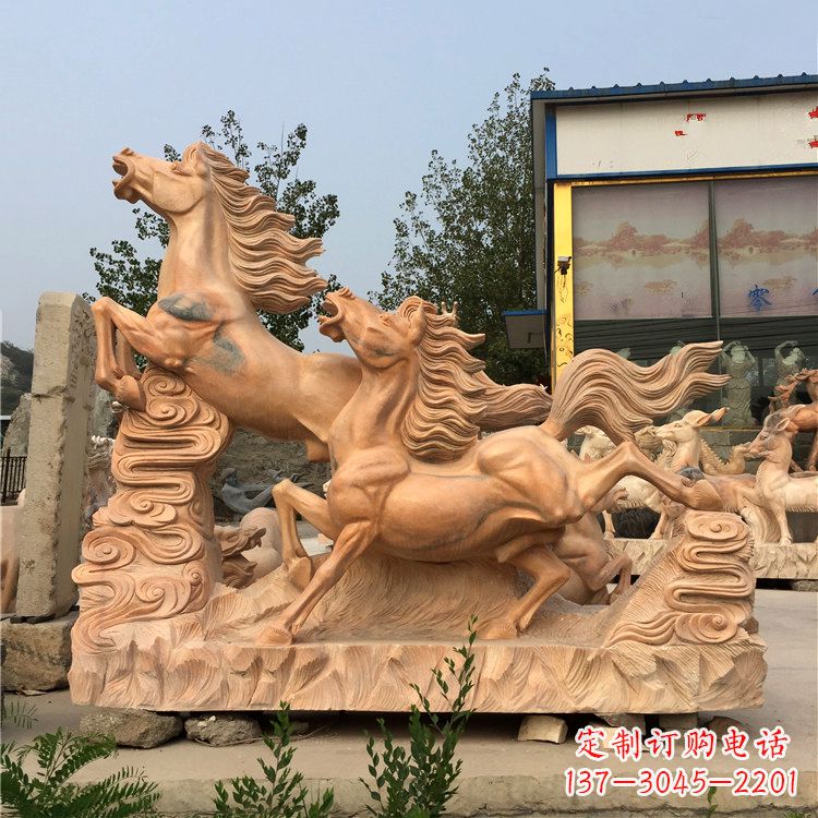 廊坊晚霞红奔马群雕