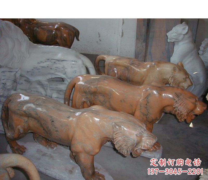 廊坊晚霞红动物老虎石雕