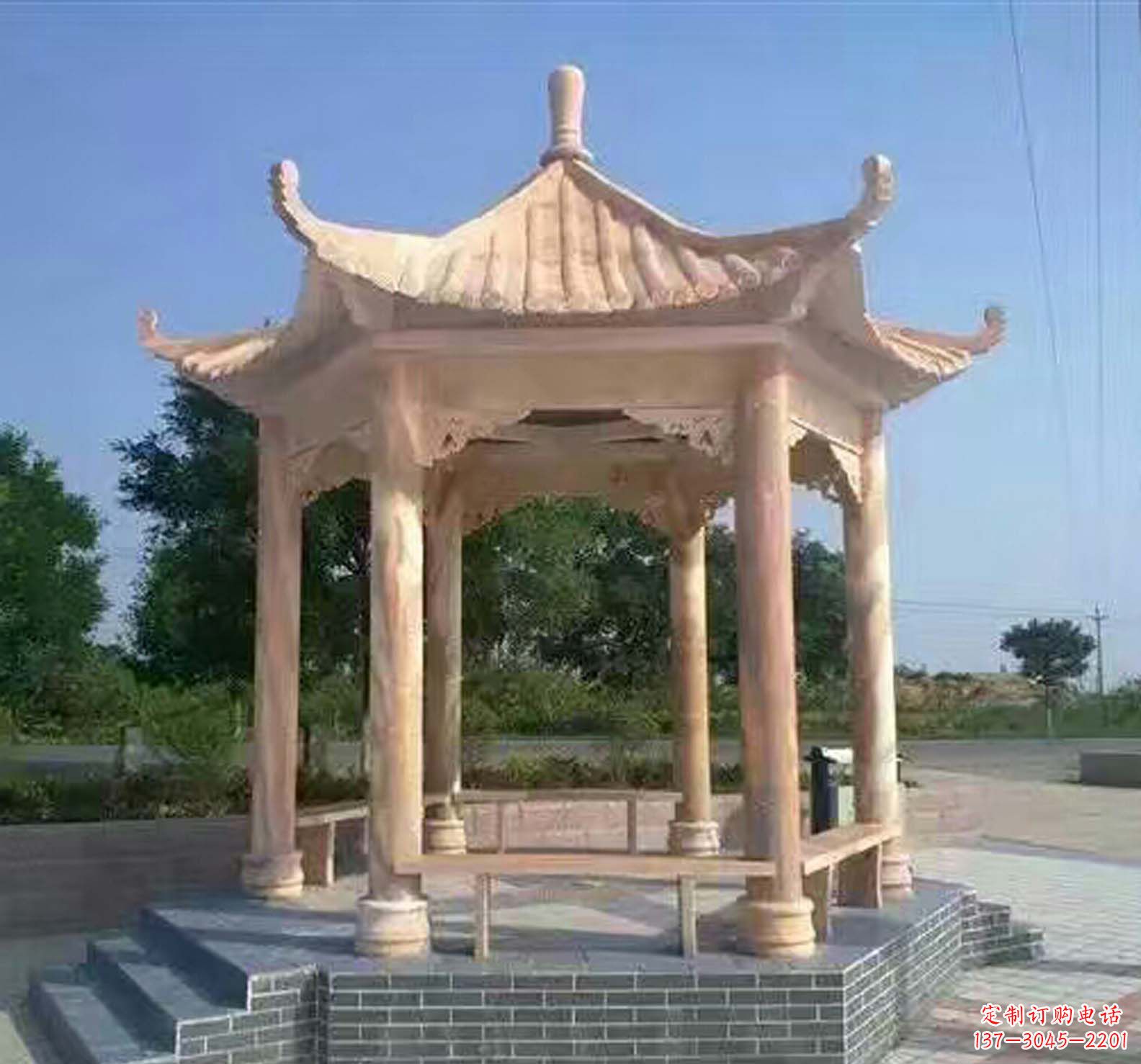 廊坊晚霞红公园景观凉亭