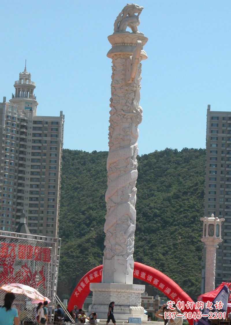 廊坊晚霞红广场龙柱