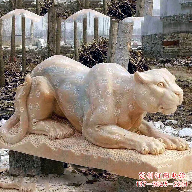 廊坊晚霞红金钱豹石雕-公园园林草坪动物雕塑