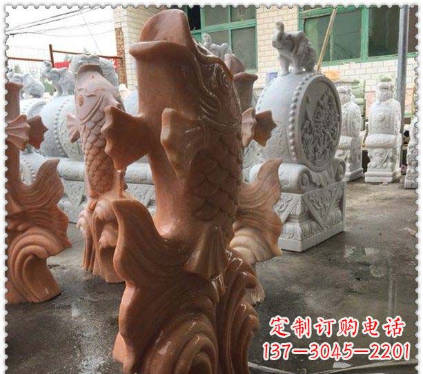 廊坊晚霞红喷水鲤鱼公园石雕