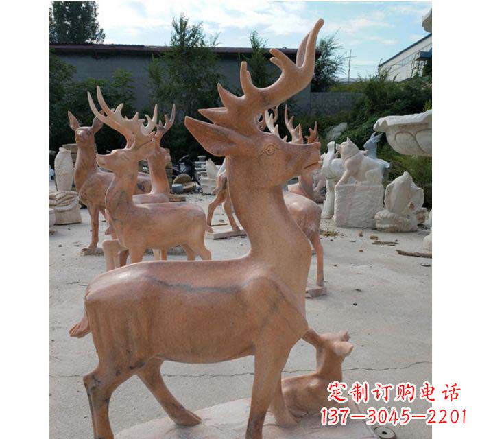 廊坊晚霞红驯鹿动物公园石雕