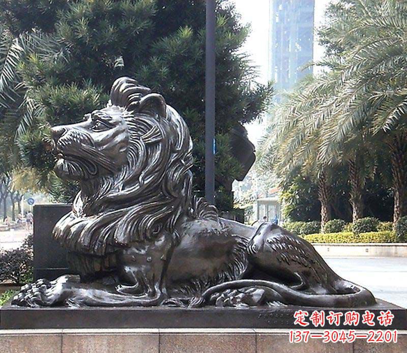 廊坊卧着的西洋狮看门狮子铜雕