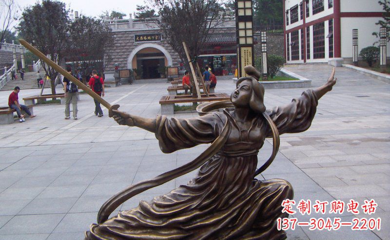 廊坊舞剑的古代美女古代人物铜雕