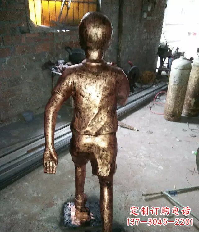 廊坊小孩跑步公园人物铜雕 (2)