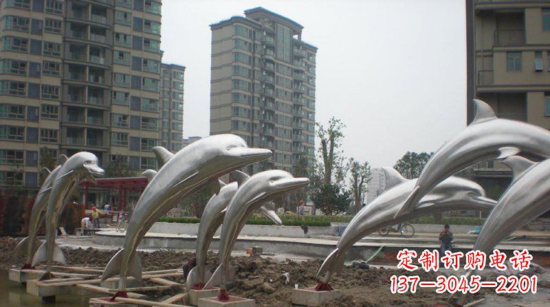 廊坊小区不锈钢跳跃海豚雕塑