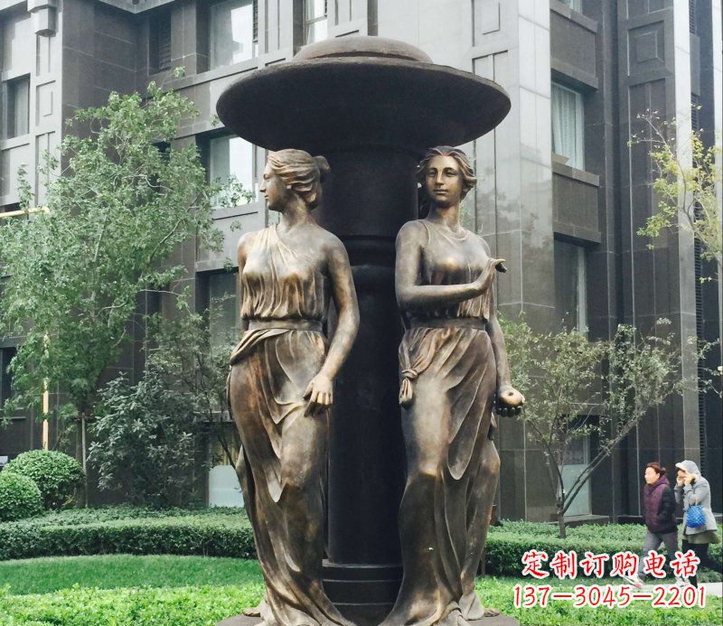 廊坊小区西方女人人物铜雕