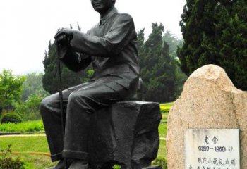 廊坊中国现代著名小说家老舍铜雕像
