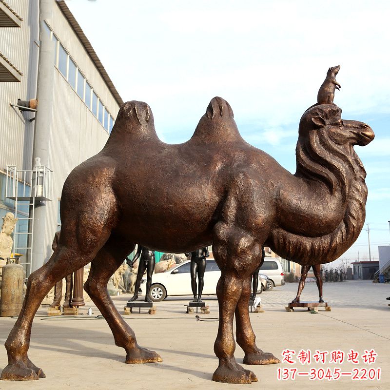 廊坊铸铜骆驼雕塑