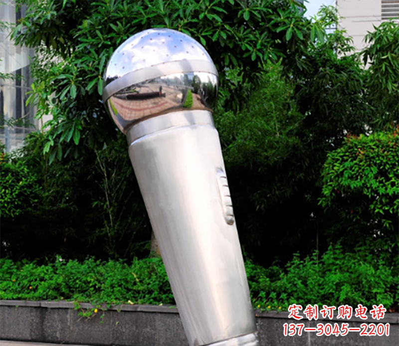 廊坊不锈钢话筒景观雕塑